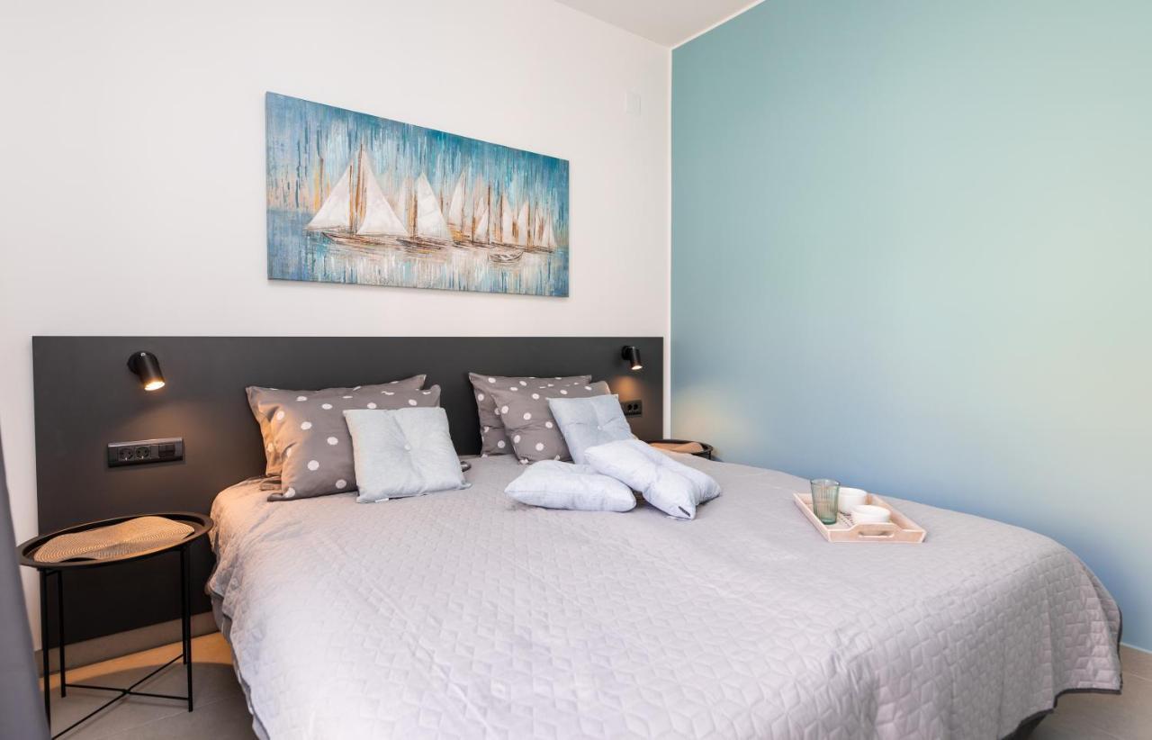 Villa Sanja Postira Exteriör bild